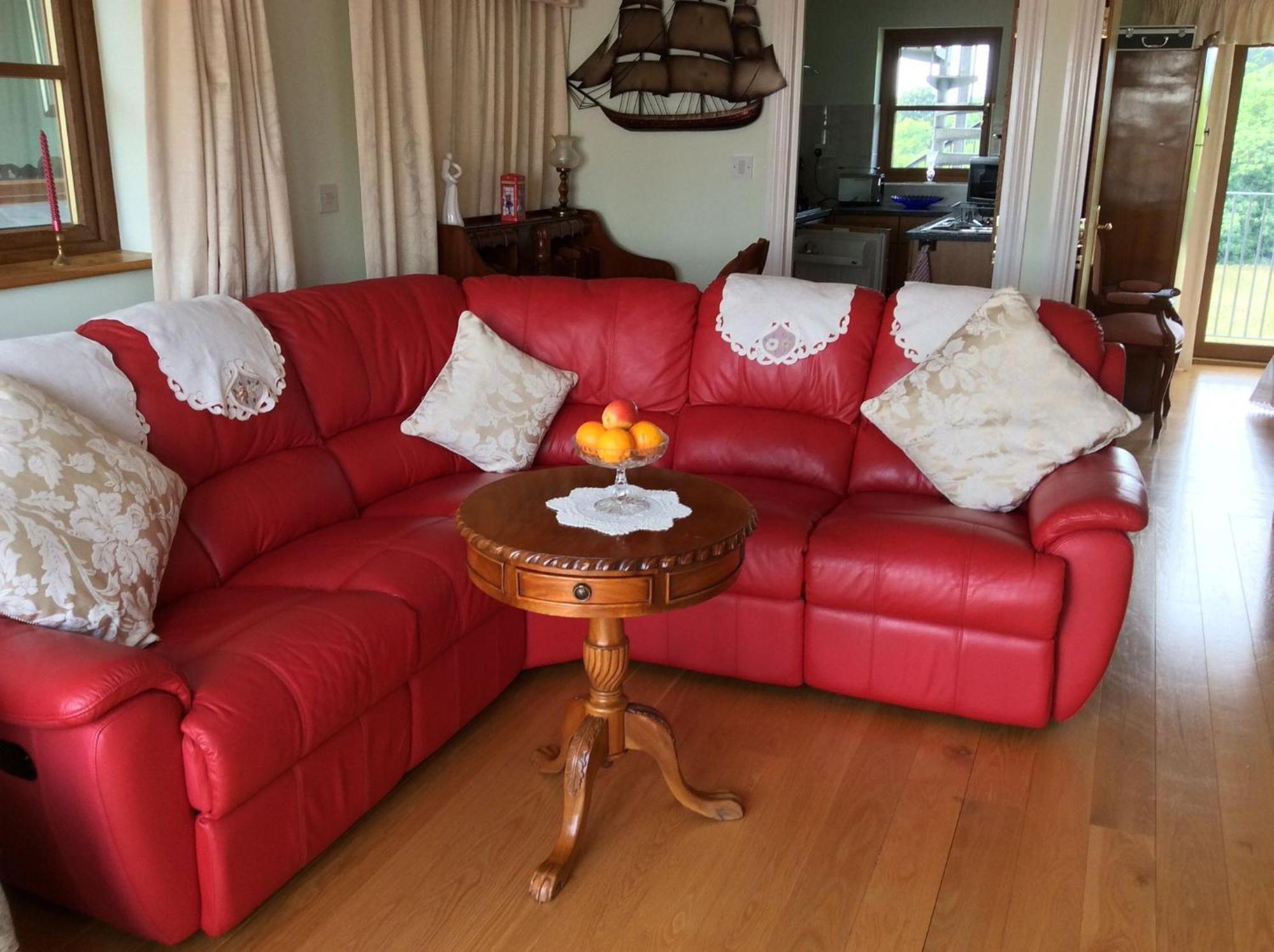 Room In Apartment - Bluebell Apartment Suite With Separate Lounge Area ترورو المظهر الخارجي الصورة